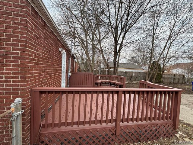 7637 Dacosta, Redford, MI 48239