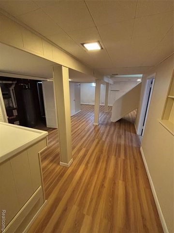 7637 Dacosta, Redford, MI 48239