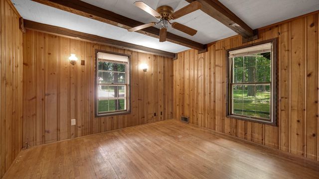 202 Sturdy Road, Valparaiso, IN 46383
