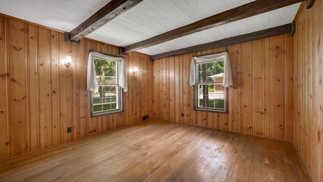 202 Sturdy Road, Valparaiso, IN 46383