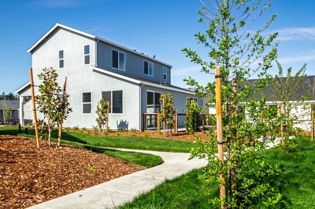 4043 Porton Ln, Carmichael, CA 95608