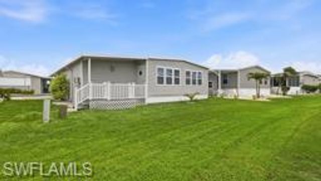 218 Nicklaus BLVD, North Fort Myers, FL 33903