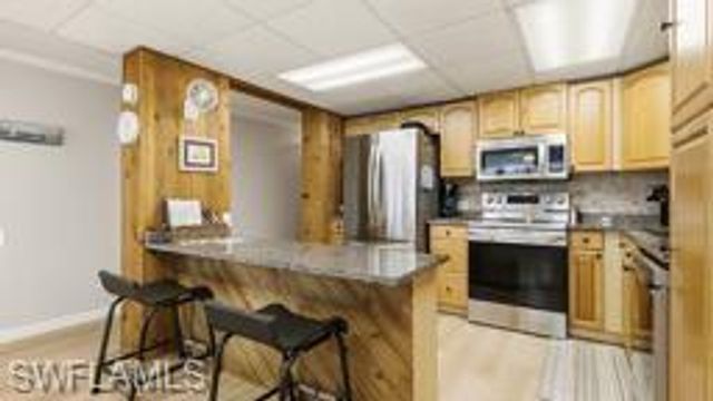218 Nicklaus BLVD, North Fort Myers, FL 33903