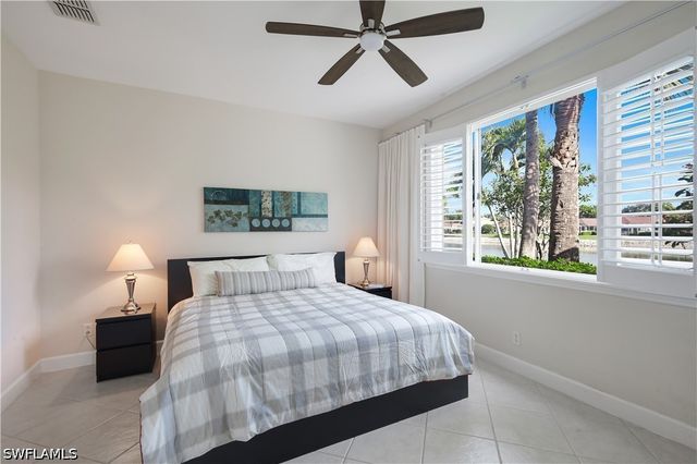 15040 Sterling Oaks DR, Naples, FL 34110