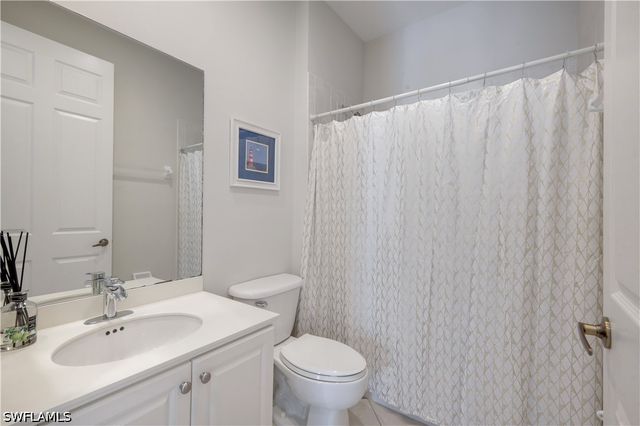 15040 Sterling Oaks DR, Naples, FL 34110