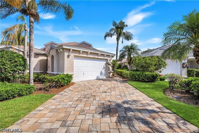 15040 Sterling Oaks DR, Naples, FL 34110