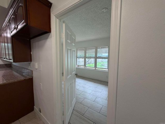 734 North Midway Drive, Escondido, CA 92027