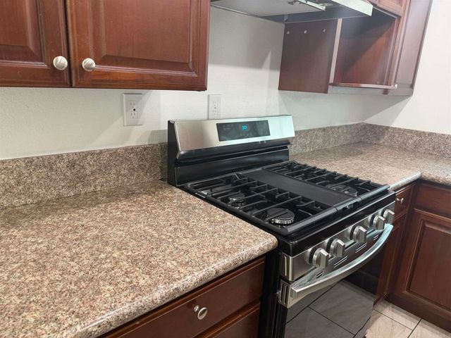 734 North Midway Drive, Escondido, CA 92027