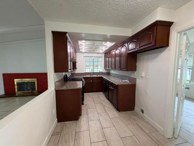 734 North Midway Drive, Escondido, CA 92027