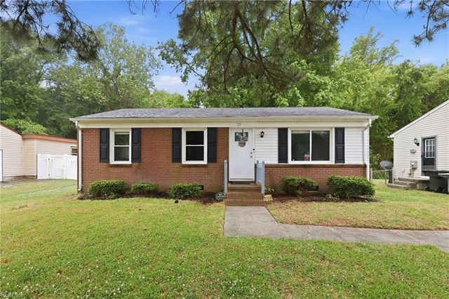 25 Rendon DR, Hampton, VA 23666