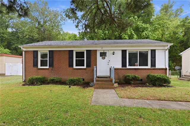 25 Rendon DR, Hampton, VA 23666