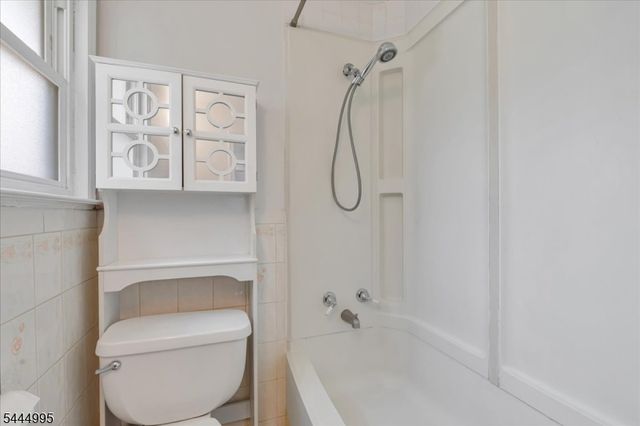 1051 S Elmora Ave, Elizabeth City, NJ 07202