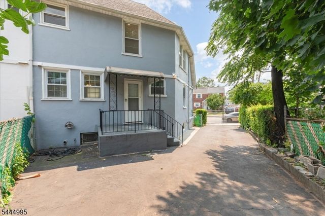 1051 S Elmora Ave, Elizabeth City, NJ 07202