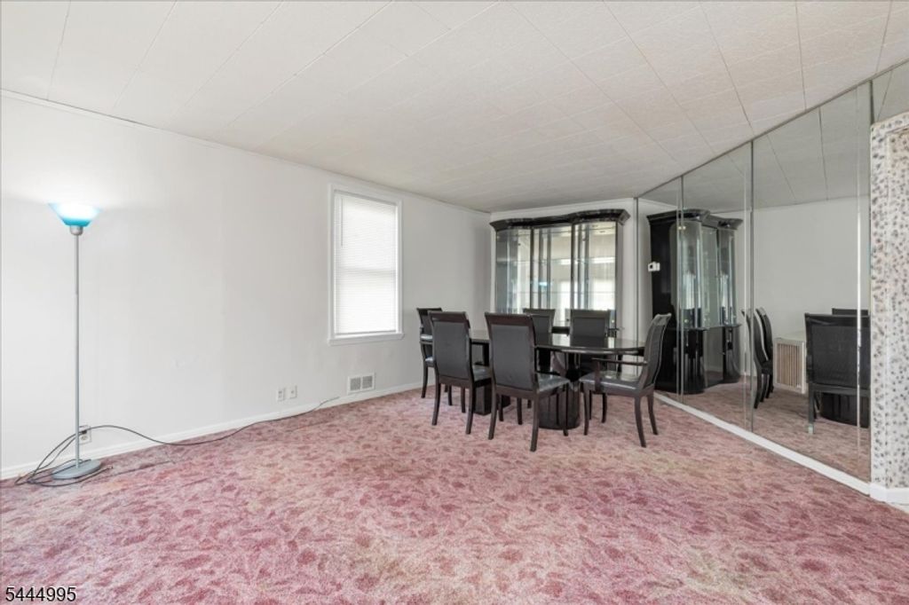 1051 S Elmora Ave, Elizabeth City, NJ 07202 — photo 4