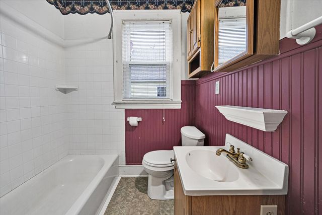 1204 Carolina AVE, Salem, VA 24153