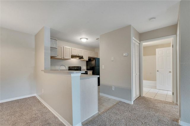 8825 LATREC AVENUE 6103, Orlando, FL 32819