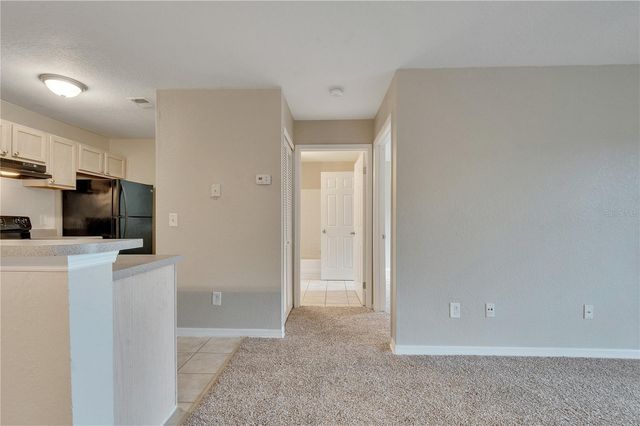 8825 LATREC AVENUE 6103, Orlando, FL 32819