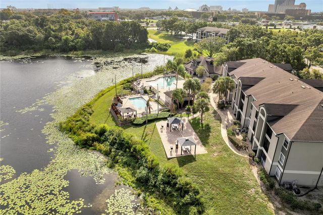 8825 LATREC AVENUE 6103, Orlando, FL 32819
