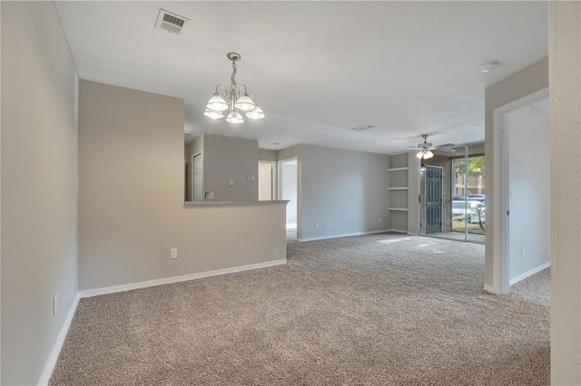 8825 LATREC AVENUE 6103, Orlando, FL 32819