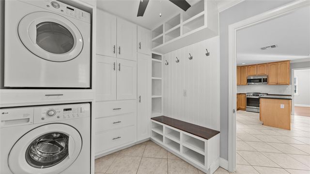 11002 Renwick Drive, Houston, TX 77096