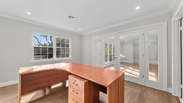 11002 Renwick Drive, Houston, TX 77096