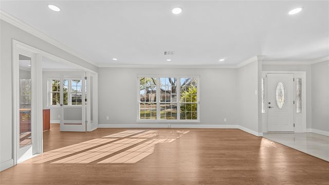 11002 Renwick Drive, Houston, TX 77096