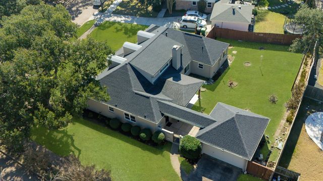 11002 Renwick Drive, Houston, TX 77096