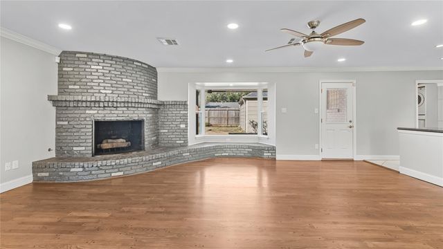 11002 Renwick Drive, Houston, TX 77096