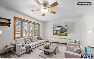 2305 S Royal Ct Court, Sioux Falls, SD 57106