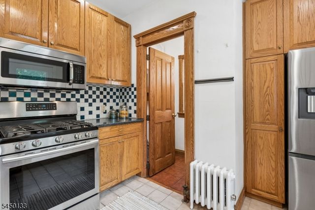 52 Benson St, Bloomfield Twp., NJ 07003