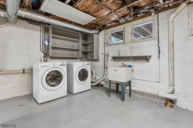 52 Benson St, Bloomfield Twp., NJ 07003
