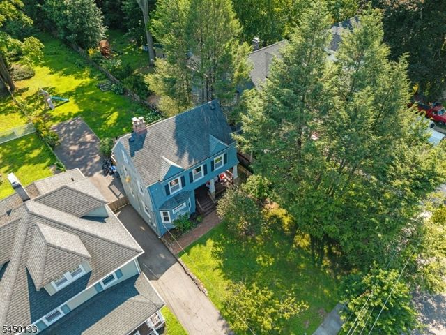 52 Benson St, Bloomfield Twp., NJ 07003