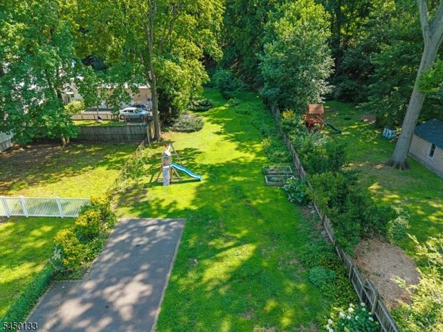 52 Benson St, Bloomfield Twp., NJ 07003