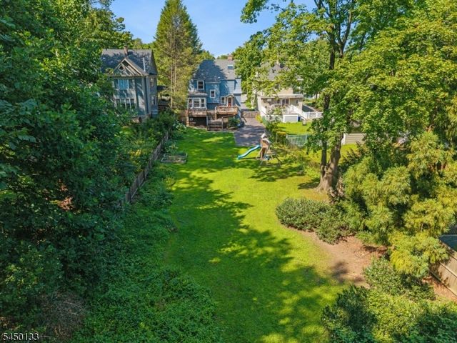 52 Benson St, Bloomfield Twp., NJ 07003