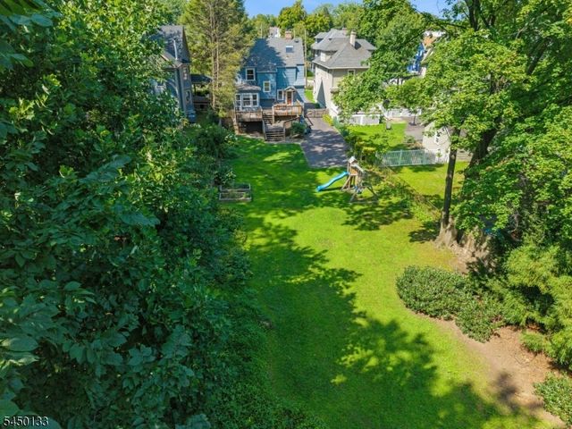 52 Benson St, Bloomfield Twp., NJ 07003