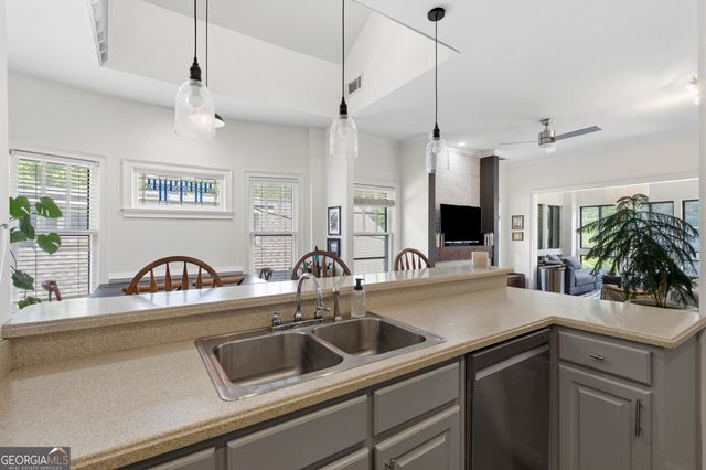 336 5th Street NE 4, Atlanta, GA 30308