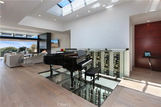 350 Evening Canyon Road, Corona Del Mar, CA 92625