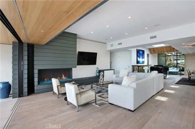 350 Evening Canyon Road, Corona Del Mar, CA 92625
