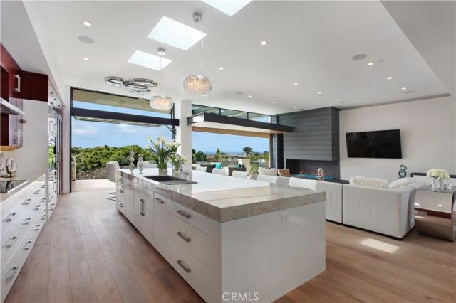 350 Evening Canyon Road, Corona Del Mar, CA 92625