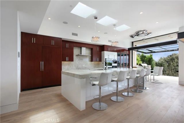 350 Evening Canyon Road, Corona Del Mar, CA 92625