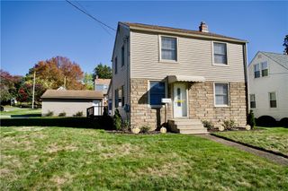 1635 Brown Street, Akron, OH 44301