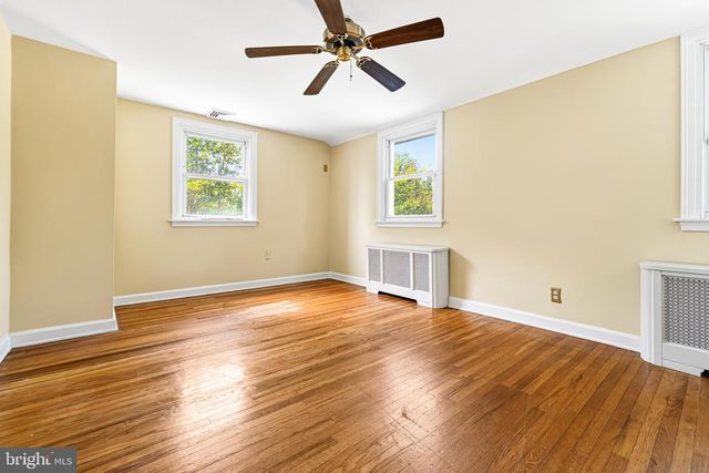 2008 PARKVIEW AVE, Abington, PA 19001