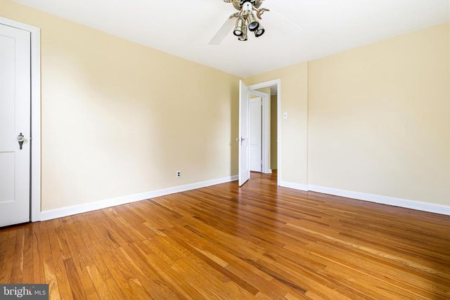 2008 PARKVIEW AVE, Abington, PA 19001