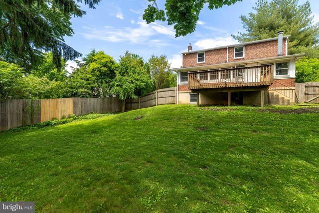 2008 PARKVIEW AVE, Abington, PA 19001