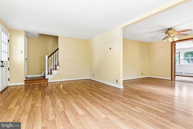 2008 PARKVIEW AVE, Abington, PA 19001