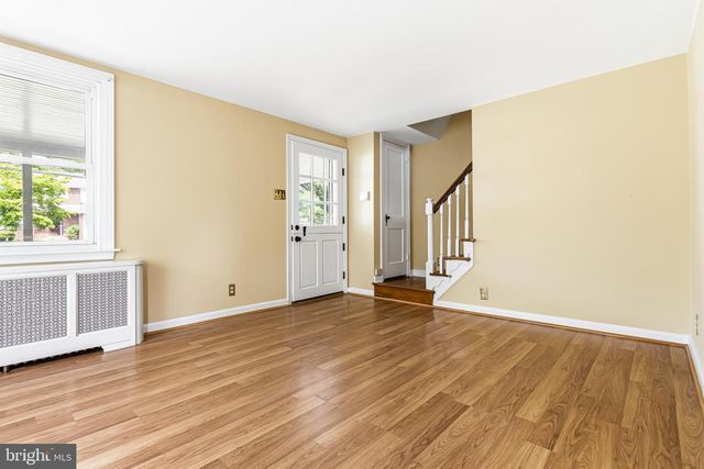 2008 PARKVIEW AVE, Abington, PA 19001