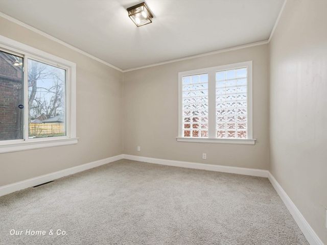 6145 YORKSHIRE Road, Detroit, MI 48224
