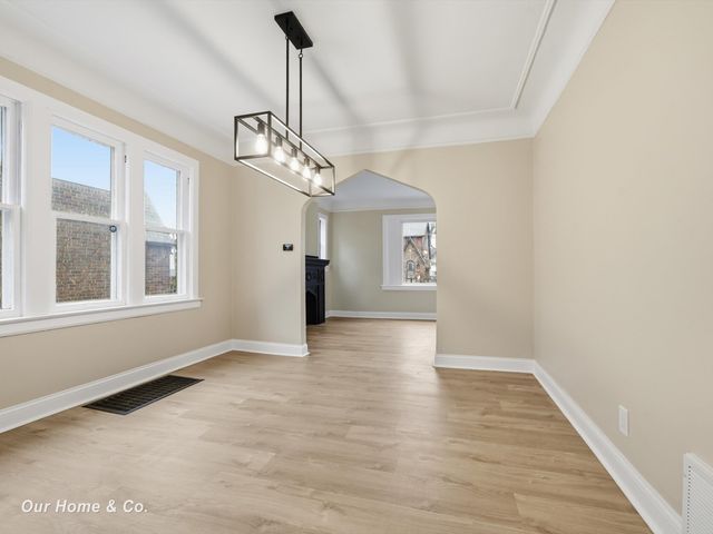6145 YORKSHIRE Road, Detroit, MI 48224