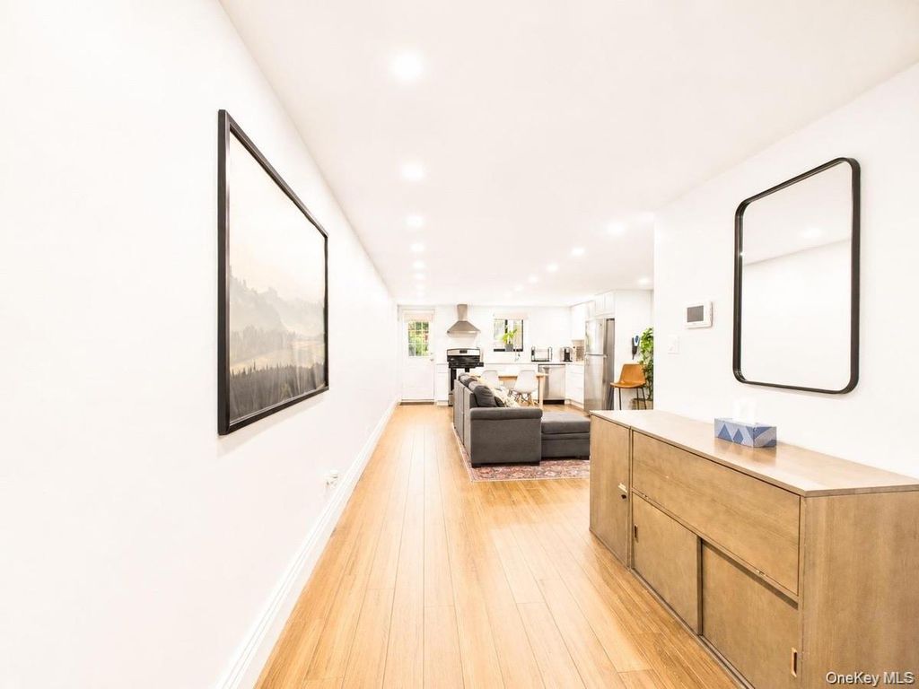 3 Jardine Place 1F, Brooklyn, NY 11233