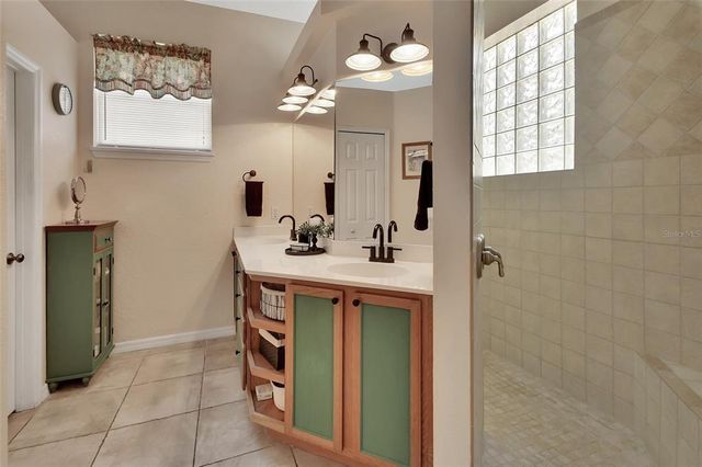 710 BREEZY OAK COURT, Deland, FL 32724